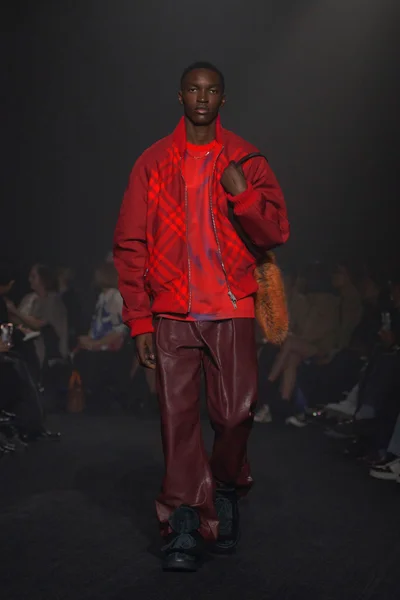 Look 12